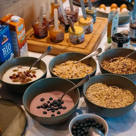 Baumhaushotel Robins Nest 酒店 维岑豪森