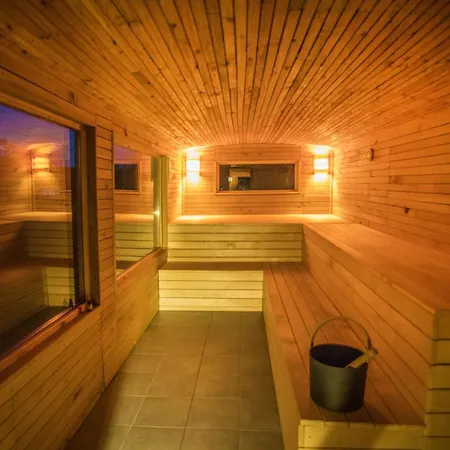 Baumhaushotel Robins Nest 酒店 *