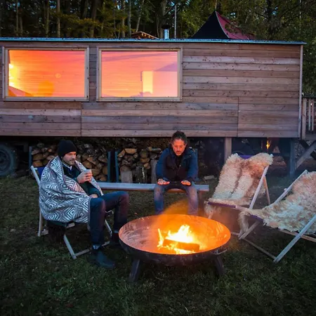 Baumhaushotel Robins Nest 酒店