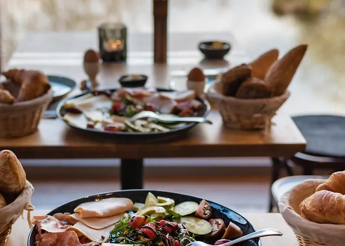 Szálloda Baumhaushotel Robins Nest *